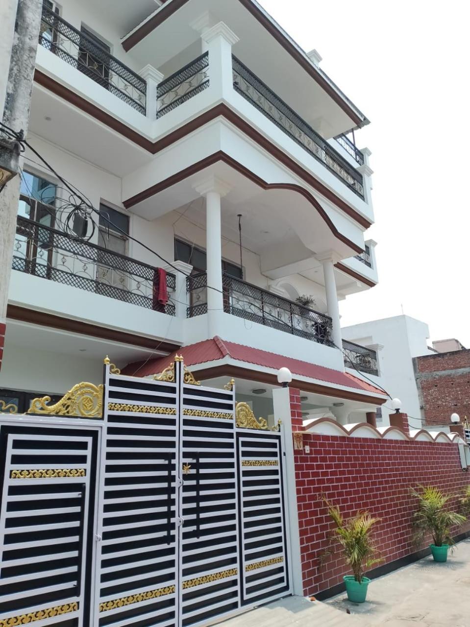Varuna Palace Varanasi , Near Mandir & Ghat'S 외부 사진